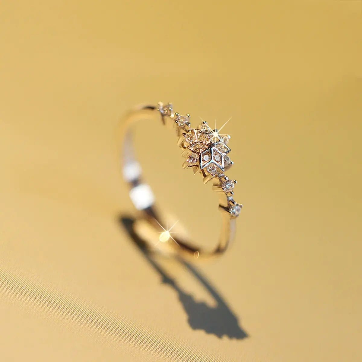 10k Yellow Gold Zircon Diamond Ring for Women